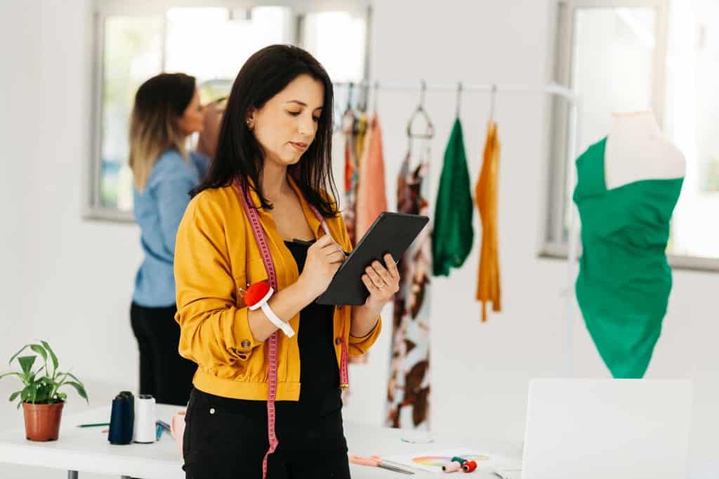 svg+xml,%3Csvg%20xmlns= Home